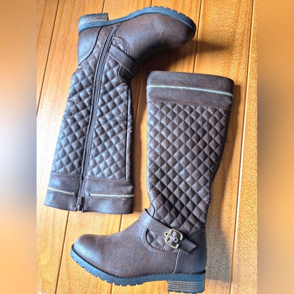 Herstyle Knee High Quilted Boots - Size 7.5 - Picture 1 of 5